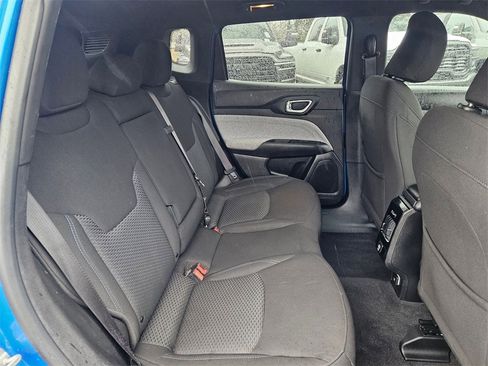 Certified 2025 Jeep Compass Sport image 16