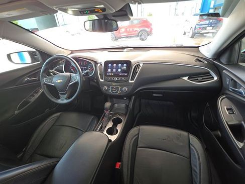 Used 2024 Chevrolet Malibu RS FWD image 11