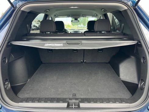 Used 2021 Chevrolet Equinox LT w/ LPO, Cargo Package AWD/4WD image 28