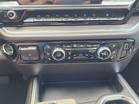 New 2026 GMC Sierra 1500 SLT w/ SLT Premium Plus Package AWD/4WD image 29