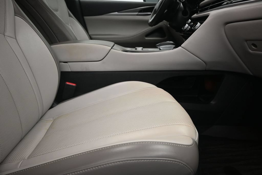 Used 2026 INFINITI QX60 Pure w/ Cargo Package FWD image 26