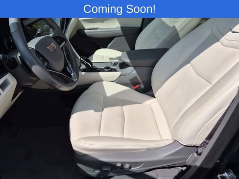 Used 2025 Cadillac XT6 Premium Luxury AWD/4WD image 16