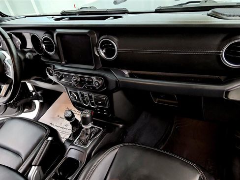 Used 2019 Jeep Wrangler Unlimited Sahara w/ Dual Top Group image 14