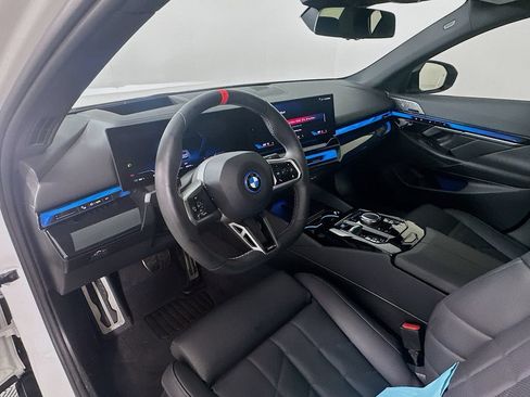 Used 2024 BMW i5 M60 w/ Premium Package AWD/4WD image 9