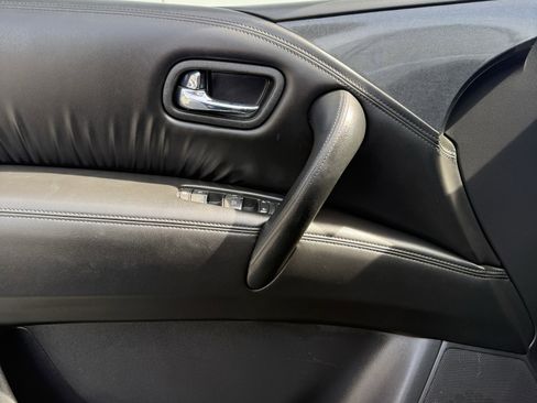 Used 2023 Nissan Armada SV w/ Cargo Package image 18