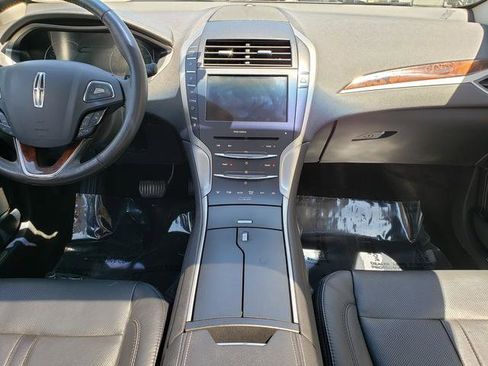Used 2013 Lincoln MKZ FWD image 15
