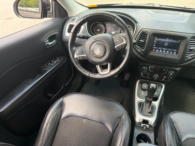 Used 2018 Jeep Compass Latitude w/ Popular Equipment Group AWD/4WD image 21