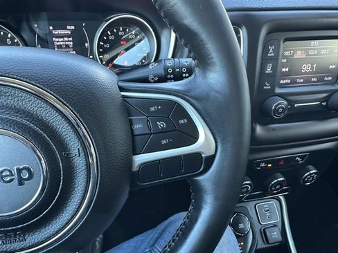 Used 2018 Jeep Compass Latitude w/ Safe & Security Group image 28