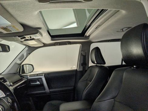 Used 2017 Toyota 4Runner Limited AWD/4WD image 12