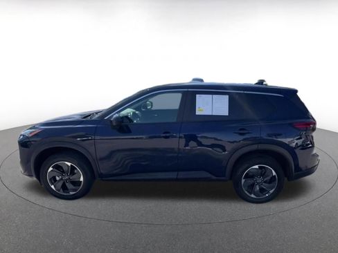 Used 2025 Nissan Rogue SV FWD image 9