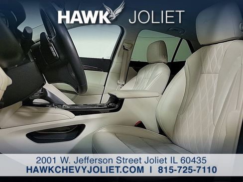 Used 2023 Buick Envision Avenir AWD/4WD image 11