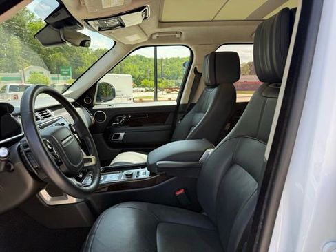 Used 2018 Land Rover Range Rover Supercharged AWD/4WD image 19