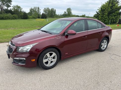 Used 2015 Chevrolet Cruze LT FWD image 10