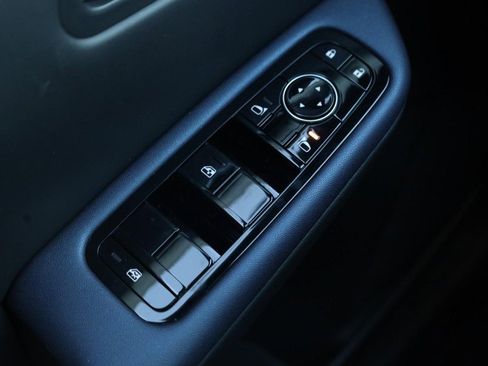 New 2026 Nissan Leaf Platinum+ w/ Cargo Package (Platinum+) image 19