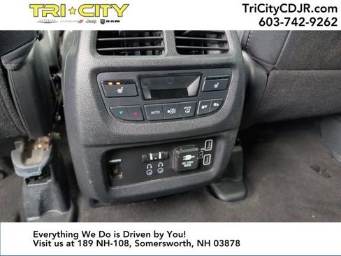 Used 2019 Honda Pilot Touring image 35