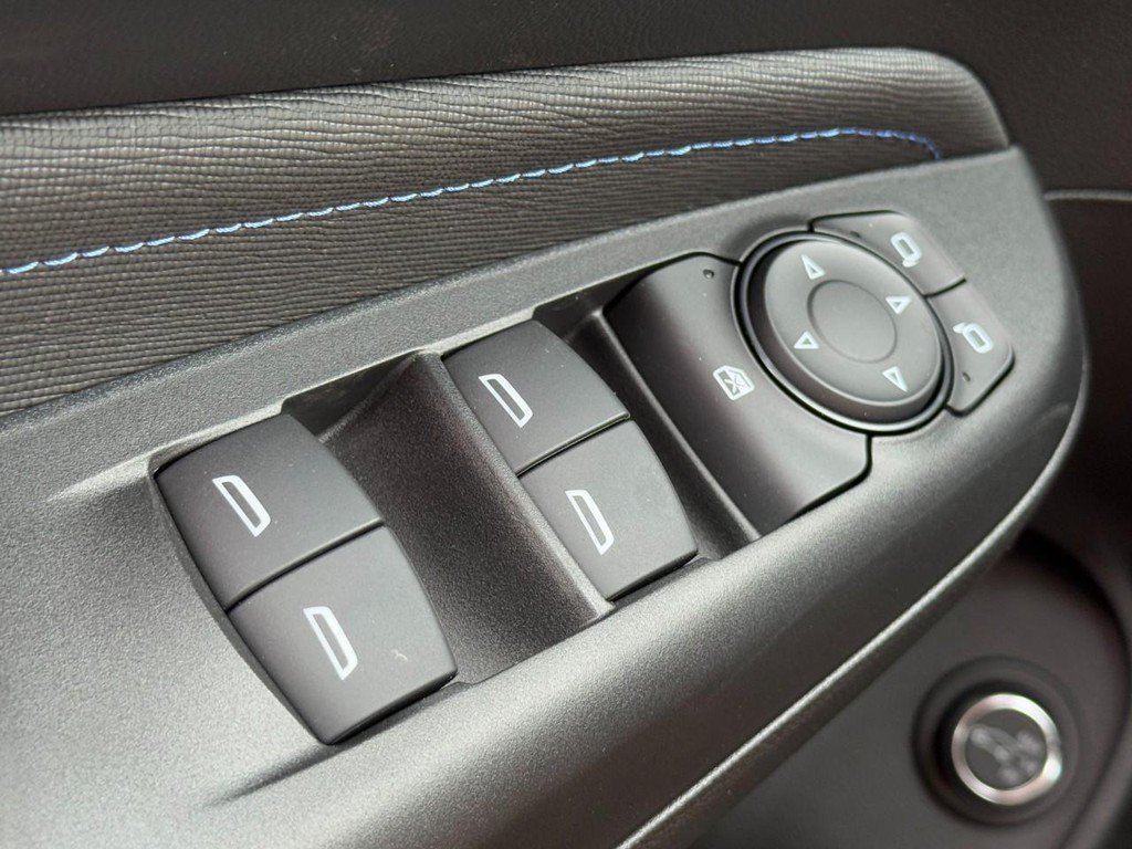 New 2026 Buick Envista Sport Touring w/ Convenience I Package FWD image 19