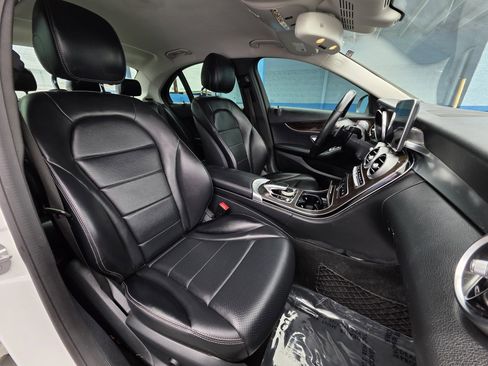 Used 2017 Mercedes-Benz C 300 Sedan w/ Premium 4 Package image 17