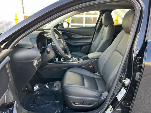 Used 2025 MAZDA CX-30 AWD 2.5 S w/ Preferred Package image 12