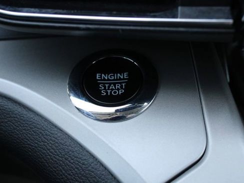 Used 2023 Ford Explorer XLT w/ Equipment Group 202A image 15