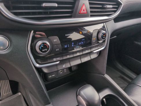 Used 2019 Hyundai Santa Fe Limited image 21