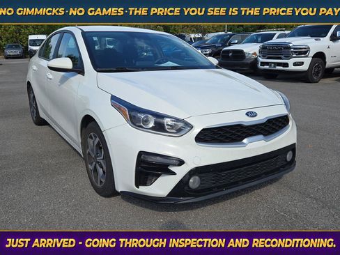 Used 2021 Kia Forte LXS FWD image 1
