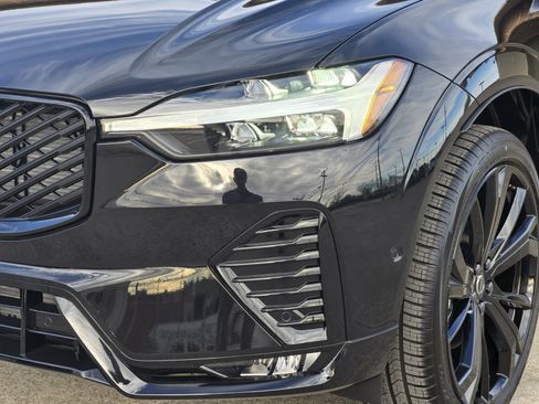 New 2026 Volvo XC60 B5 Ultra w/ Protection Package Premier image 10