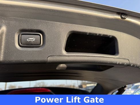 Used 2023 Hyundai Santa Fe SEL image 6