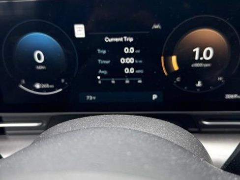 Used 2026 Hyundai Kona SEL Premium AWD/4WD image 4