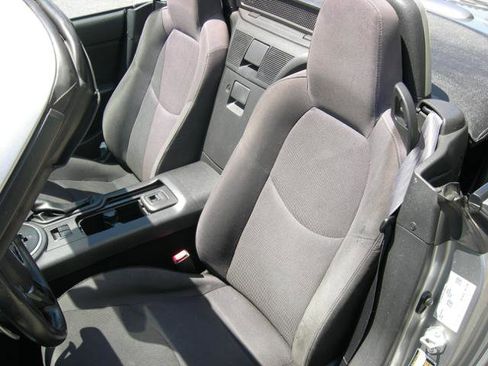 Used 2013 MAZDA MX-5 Miata Sport RWD image 5