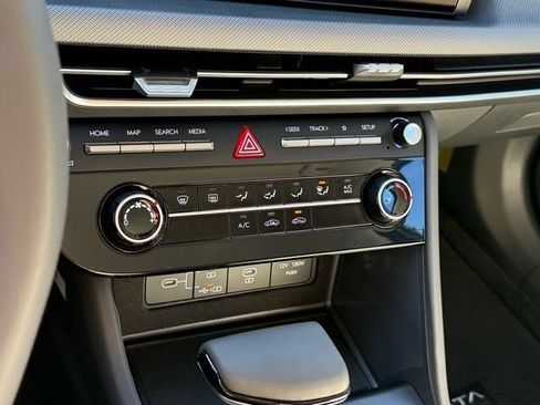 Certified 2026 Hyundai Sonata SE FWD image 19
