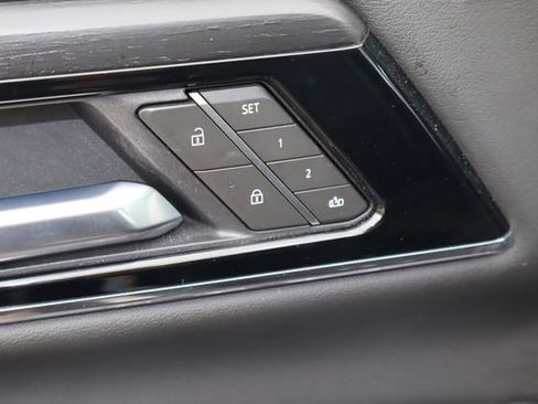 Certified 2025 GMC Yukon Denali AWD/4WD image 22