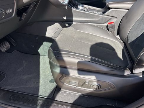 New 2026 Jeep Grand Cherokee Altitude image 15