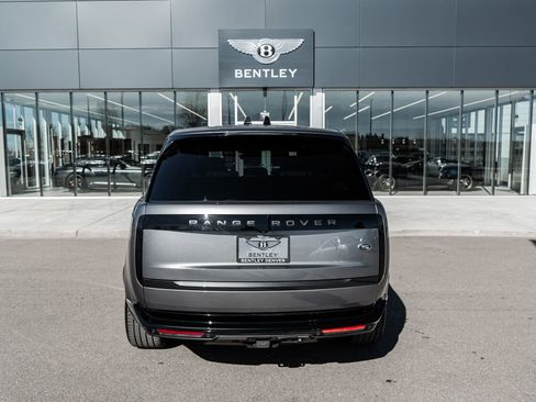 Used 2023 Land Rover Range Rover Long Wheelbase Autobiography image 11