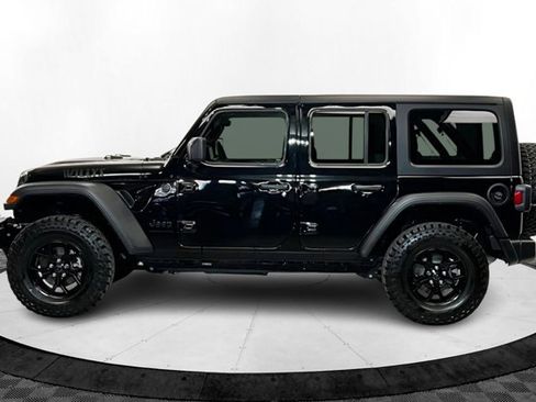 Used 2024 Jeep Wrangler Willys image 2
