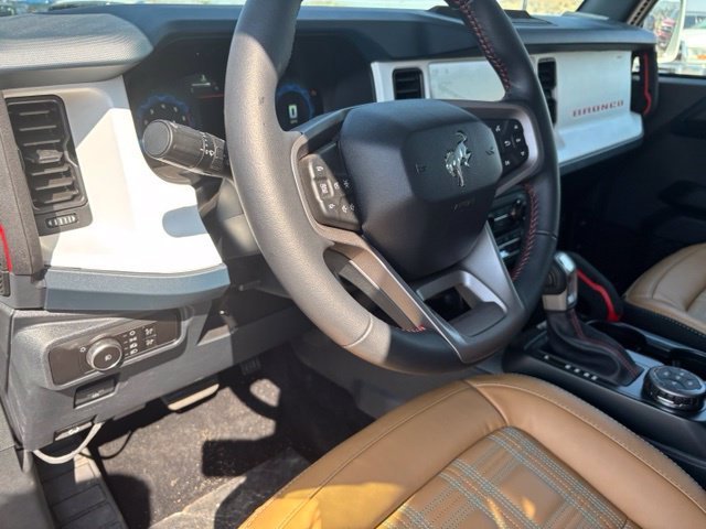 New 2026 Ford Bronco Heritage Edition AWD/4WD image 13
