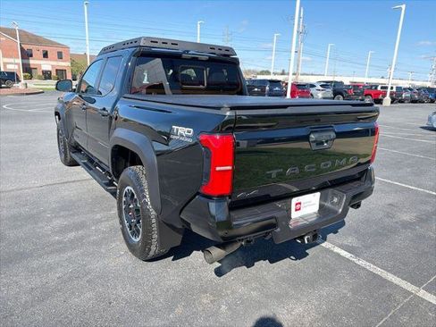Certified 2024 Toyota Tacoma TRD Off-Road w/ TRD Off Road Upgrade Package AWD/4WD image 6