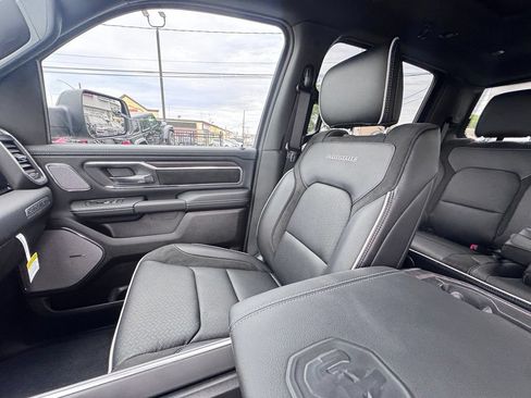 New 2026 RAM 1500 Laramie AWD/4WD image 15
