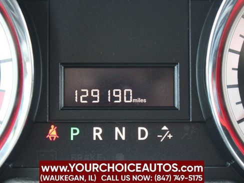 Used 2015 Dodge Grand Caravan SXT w/ UConnect Hands-Free Group image 24