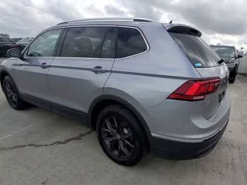 Used 2024 Volkswagen Tiguan SE FWD image 6