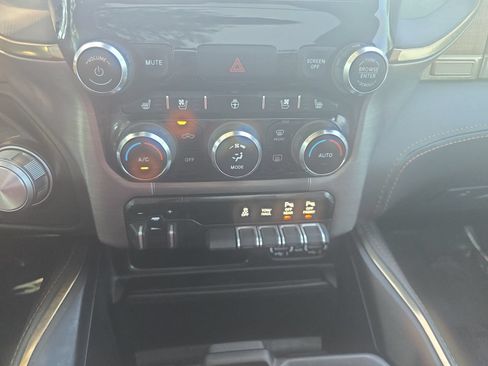 Used 2022 RAM 1500 Limited AWD/4WD image 22