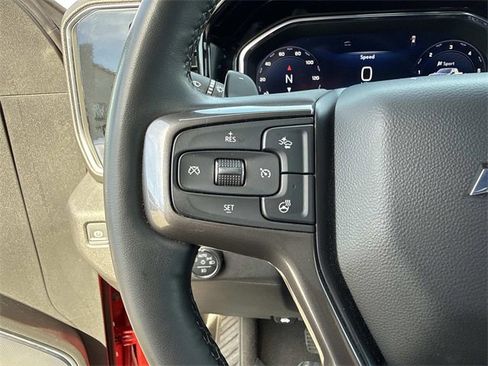 Used 2024 Chevrolet Silverado 1500 High Country image 25