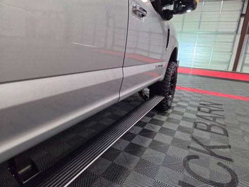 Used 2017 Ford F250 Platinum w/ Platinum Ultimate Package image 30