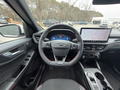 Used 2023 Ford Escape ST-Line Elite image 9