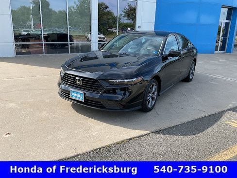Certified 2023 Honda Accord EX image 2
