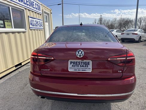 Used 2019 Volkswagen Passat 2.0T Wolfsburg w/ Wheels & Sunroof Package image 5