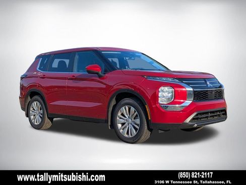 Used 2025 Mitsubishi Outlander ES AWD/4WD image 1