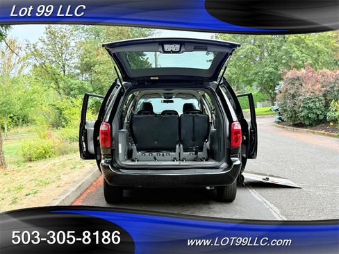Used 2005 Dodge Grand Caravan SXT image 50