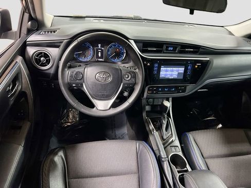Used 2017 Toyota Corolla SE image 20