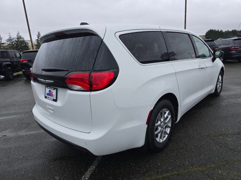 New 2026 Chrysler Voyager LX FWD image 3