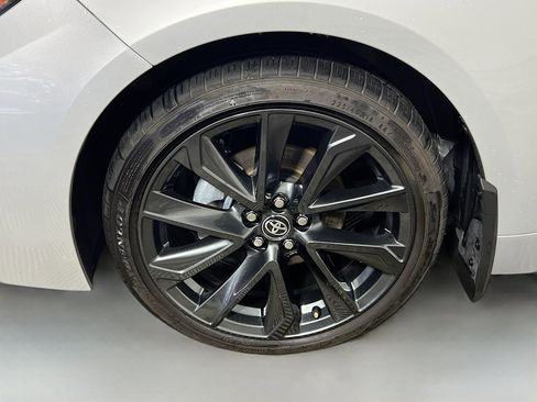 Used 2025 Toyota Corolla SE image 14